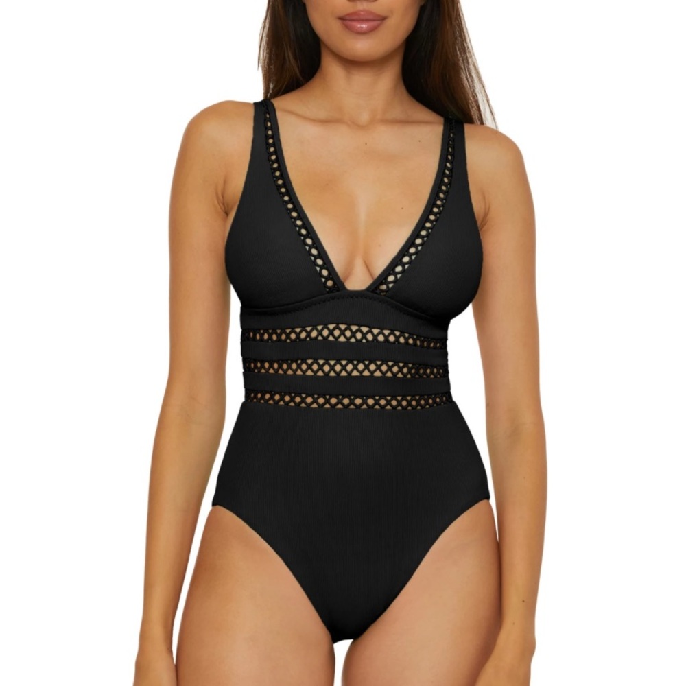 BECCA BY REBECCA VIRTUE
Toni One Piece Swimsuit Black Medium NWT